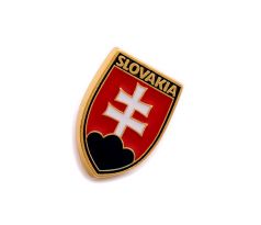 Odznak&nbsp;SR – státní znak Slovenské republiky, nápis&nbsp;Slovakia